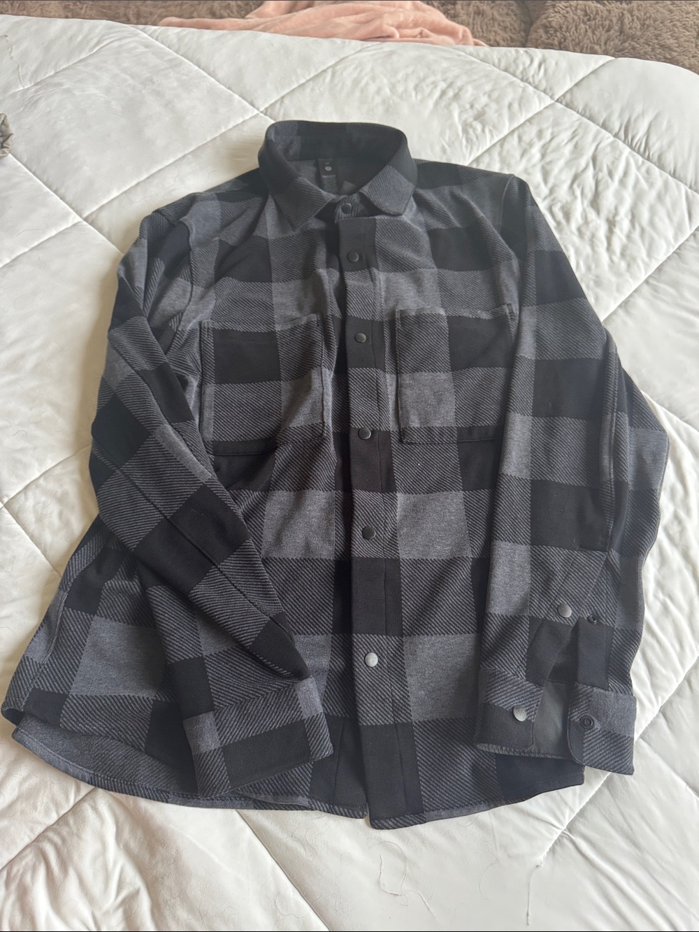 lululemon athletica Charcoal & Black  plaid shirt jacket
